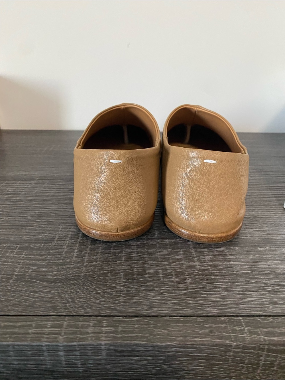 Maison Martin Margiela Men's Tabi Slip-On Loafers in Camel - Picture 5 of 6